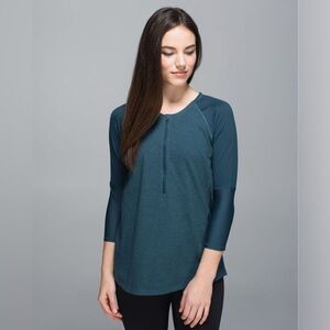lululemon NWT Clip-in Long Sleeve Heathered Alberta Lake/Alberta Lake